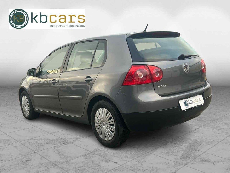 VW Golf V 1,6 Comfortline 5d