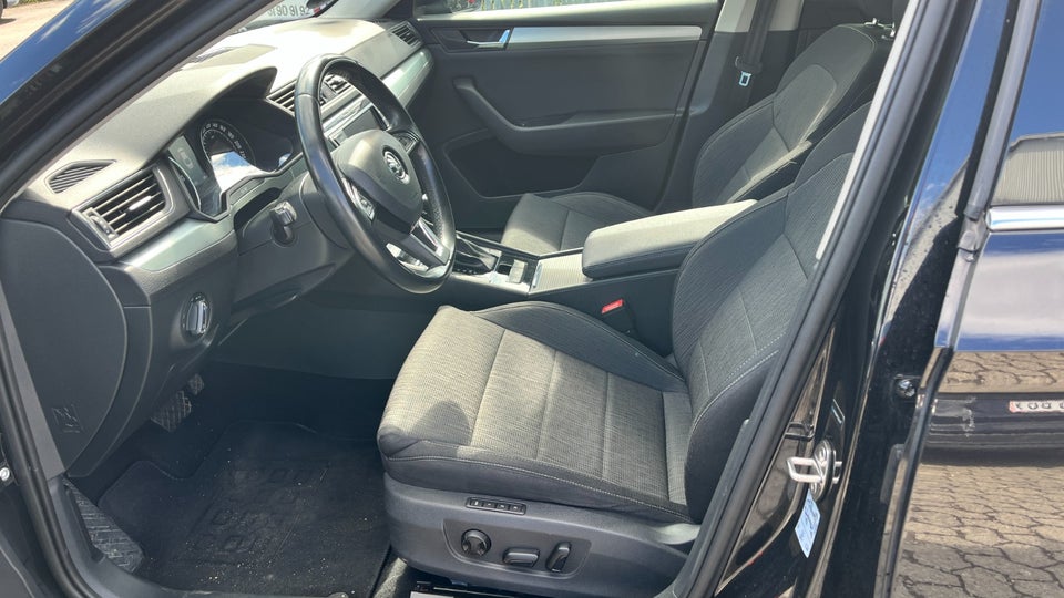Skoda Superb 1,6 TDi 120 Ambition DSG 5d