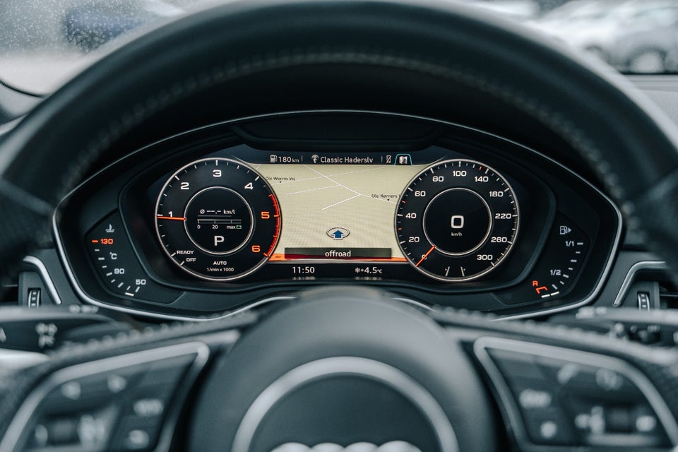 Audi A4 3,0 TDi 272 S-line Avant quattro Tiptr. 5d