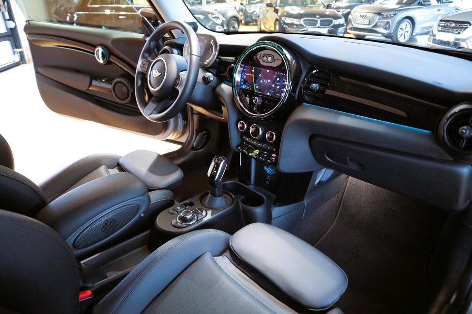 MINI Cooper SE Classic Trim 3d