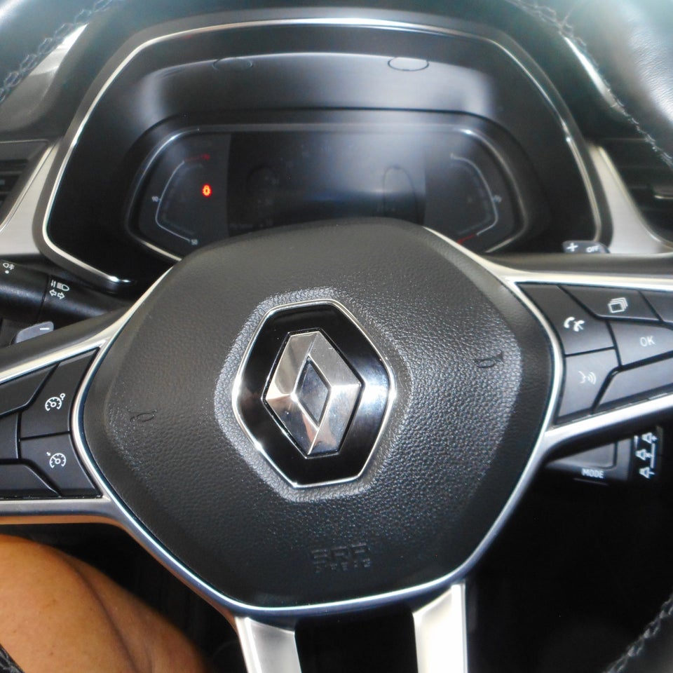 Renault Captur 1,3 TCe 155 Intens EDC 5d