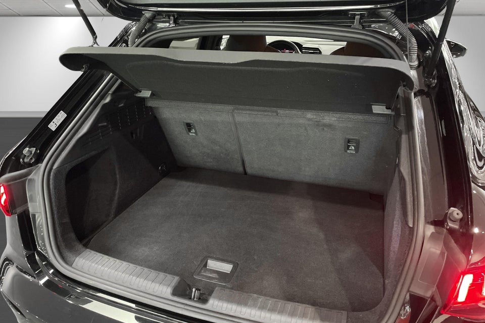 Audi A3 45 TFSi e S-line Sportback S-tr. 5d