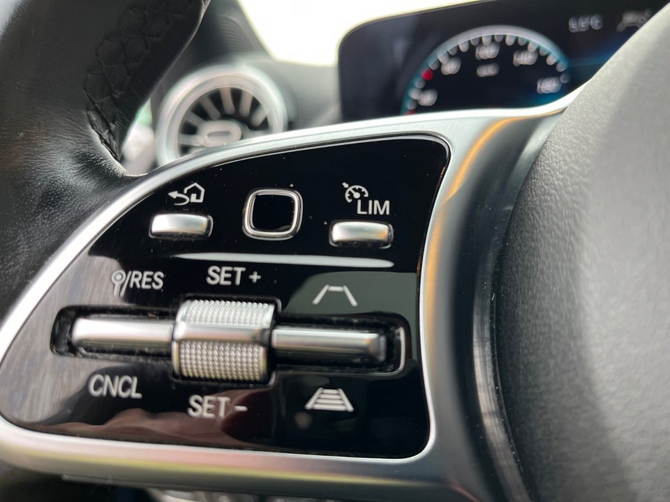 Mercedes B220 d 2,0 aut. 4Matic Van 5d