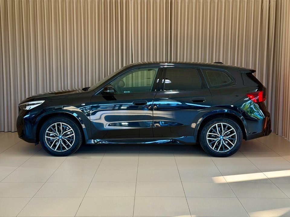 BMW iX1 xDrive30 M-Sport 5d