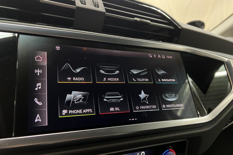 Audi Q3 45 TFSi e Attitude plus S-tr. 5d