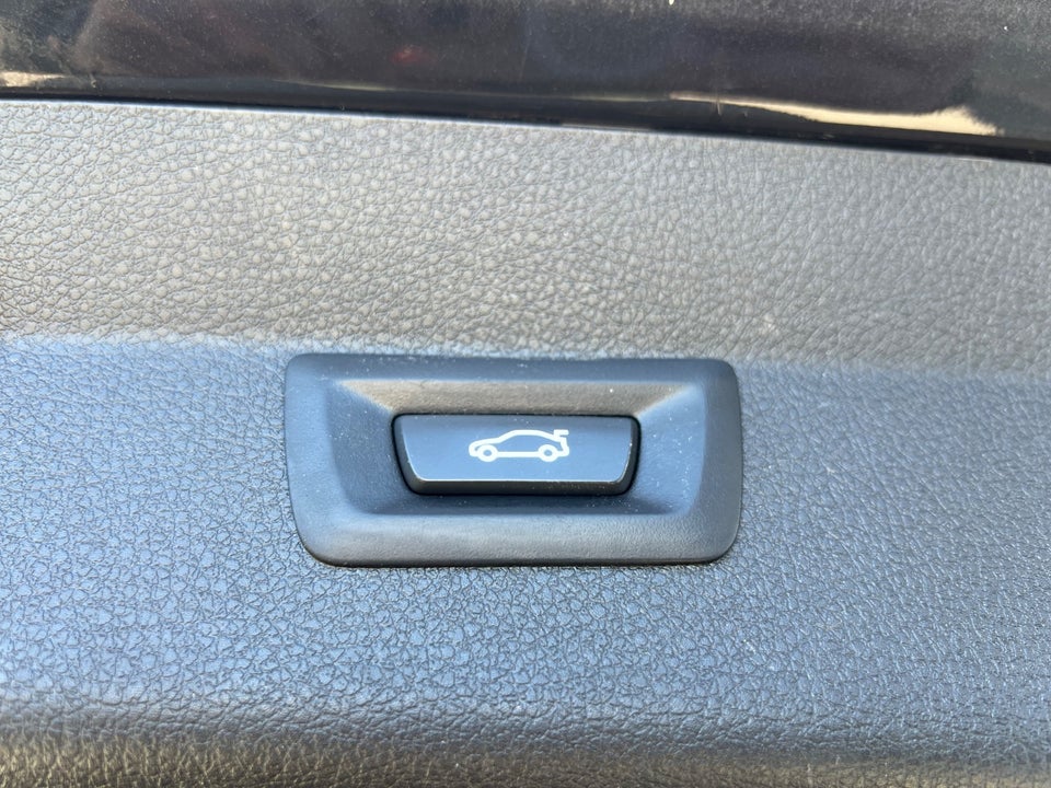 BMW 218i 1,5 Gran Tourer Connected aut. 7prs 5d