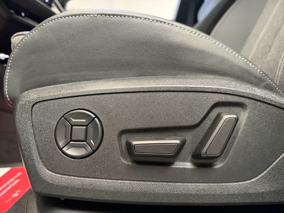 Audi Q6 e-tron S-line performance 5d