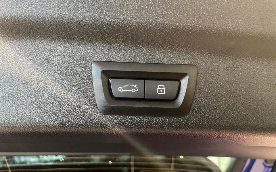 BMW iX1 eDrive20 M-Sport 5d