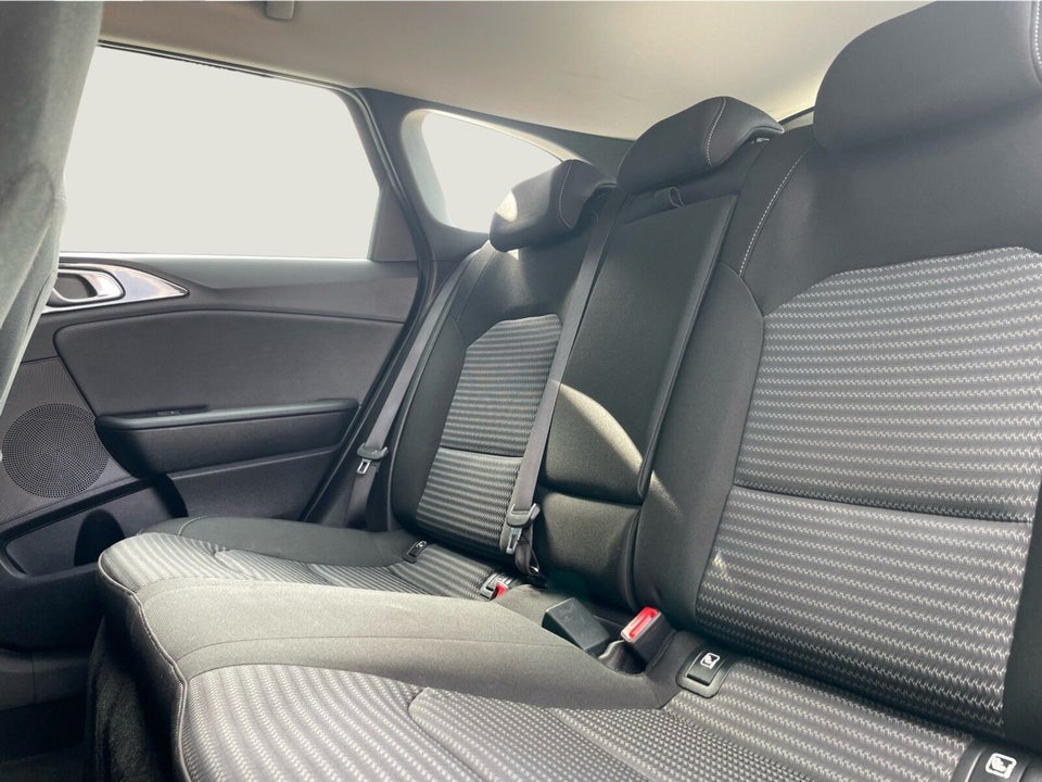 Kia Ceed 1,6 PHEV Prestige SW DCT 5d