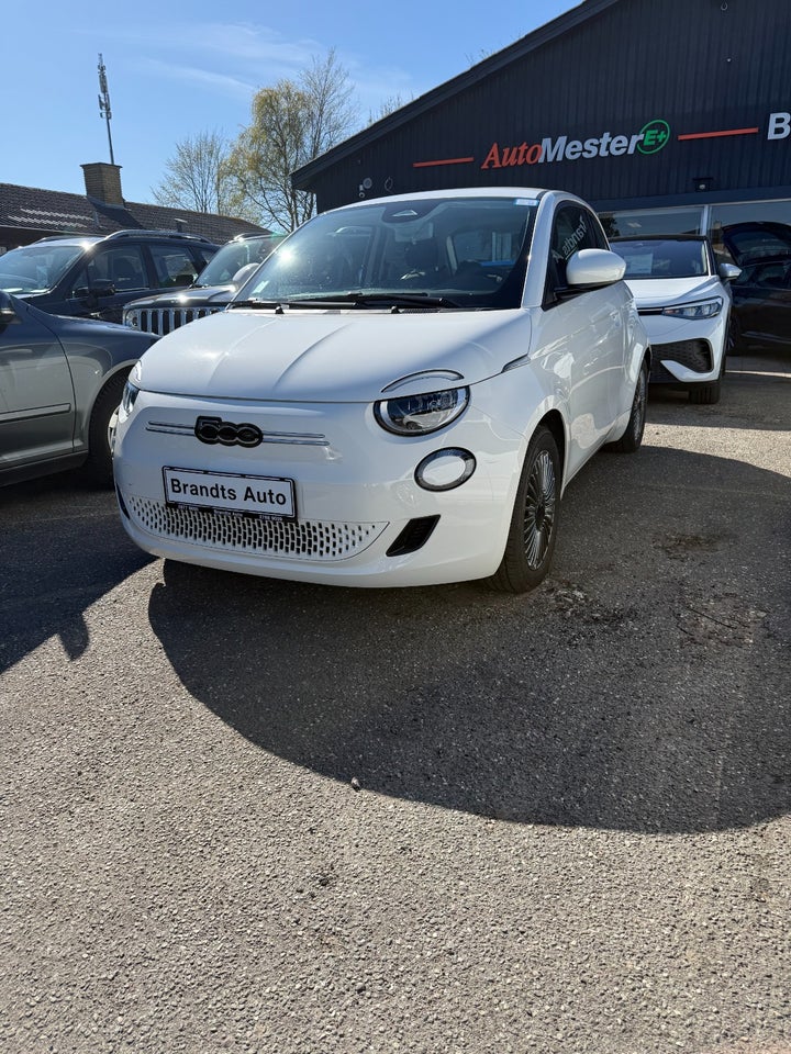 Fiat 500e 42 Icon 3d