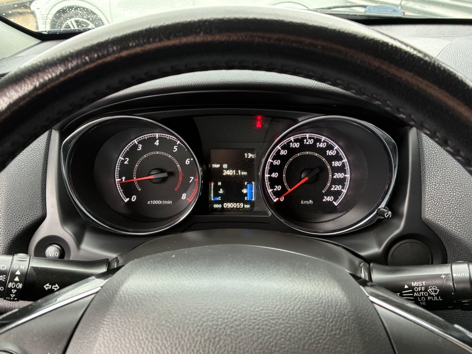 Mitsubishi ASX 1,6 Invite 5d