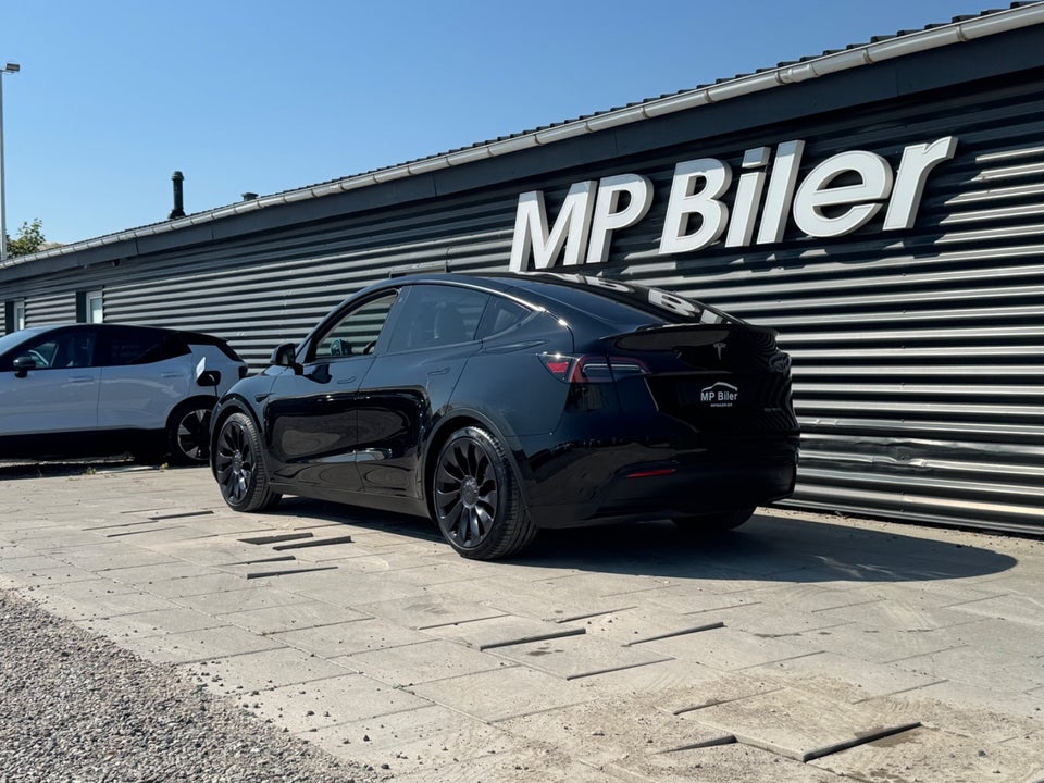 Tesla Model Y Performance AWD 5d