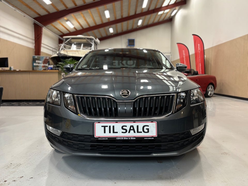 Skoda Octavia 1,6 TDi 115 Style DSG 5d
