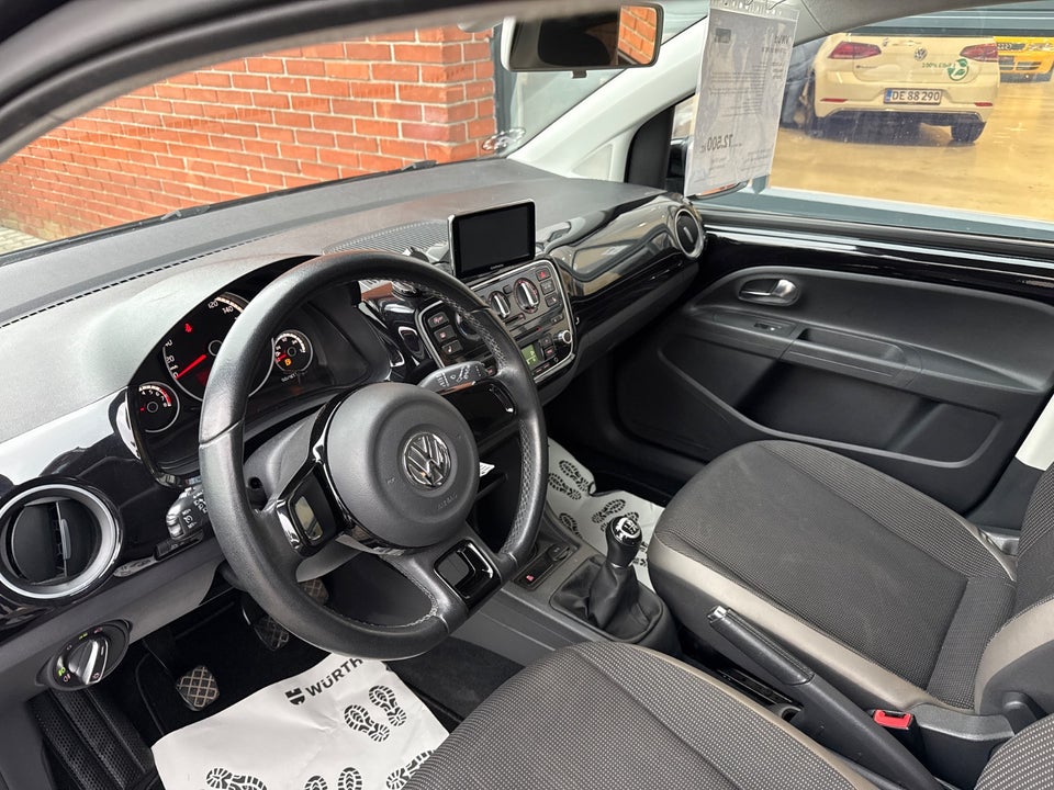 VW Up! 1,0 75 High Up! BMT 5d