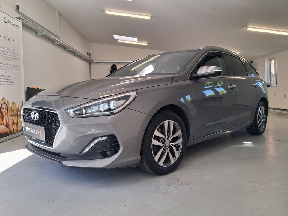 Hyundai i30 1,4 T-GDi Premium stc. DCT 5d