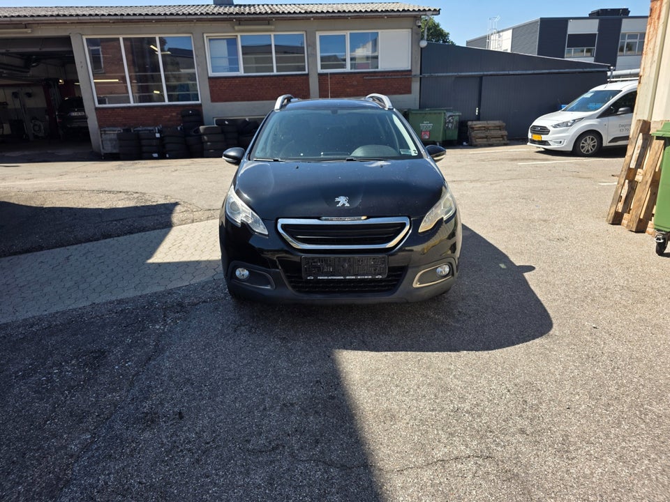Peugeot 2008 1,2 e-THP 110 Active 5d