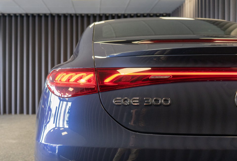 Mercedes EQE300 Avantgarde 4d