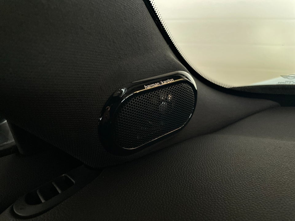 MINI Cooper SE Maximise 3d