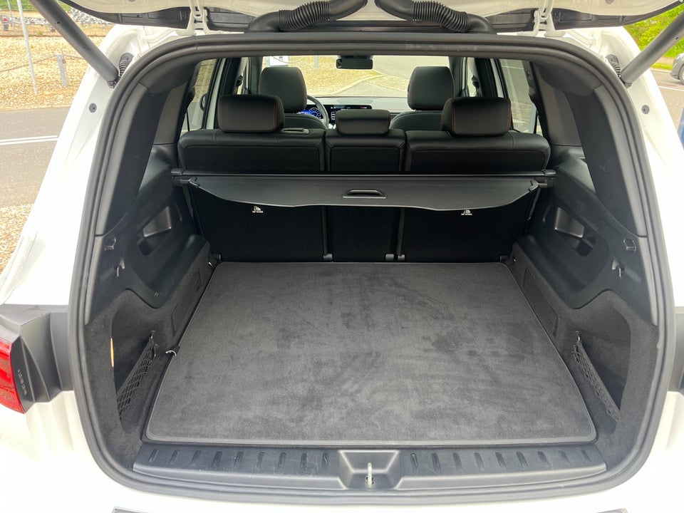 Mercedes EQB250+ AMG Line Advance Plus 5d