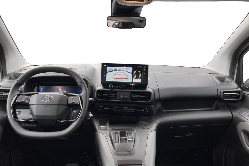 Toyota ProAce City Verso 50 Medium Family 5d