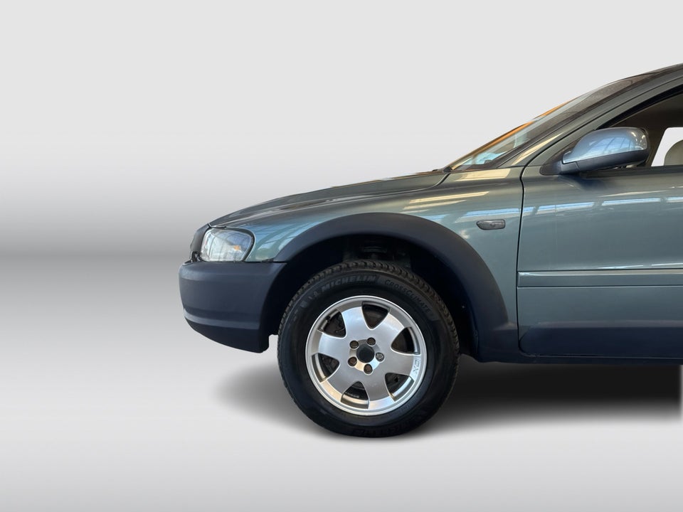 Volvo V70 2,4 T Cross Country aut. AWD 5d