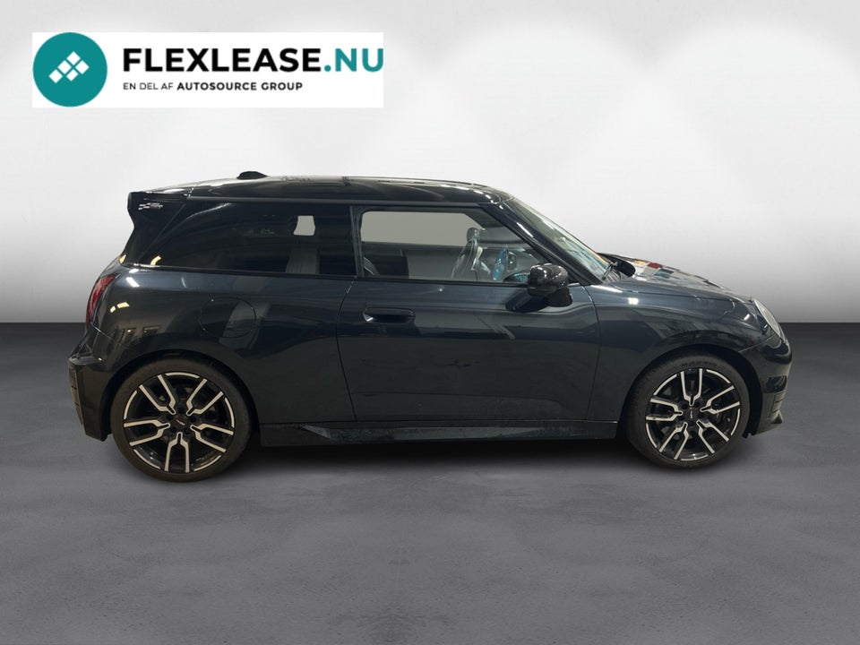 MINI Cooper SE JCW Trim XL 3d
