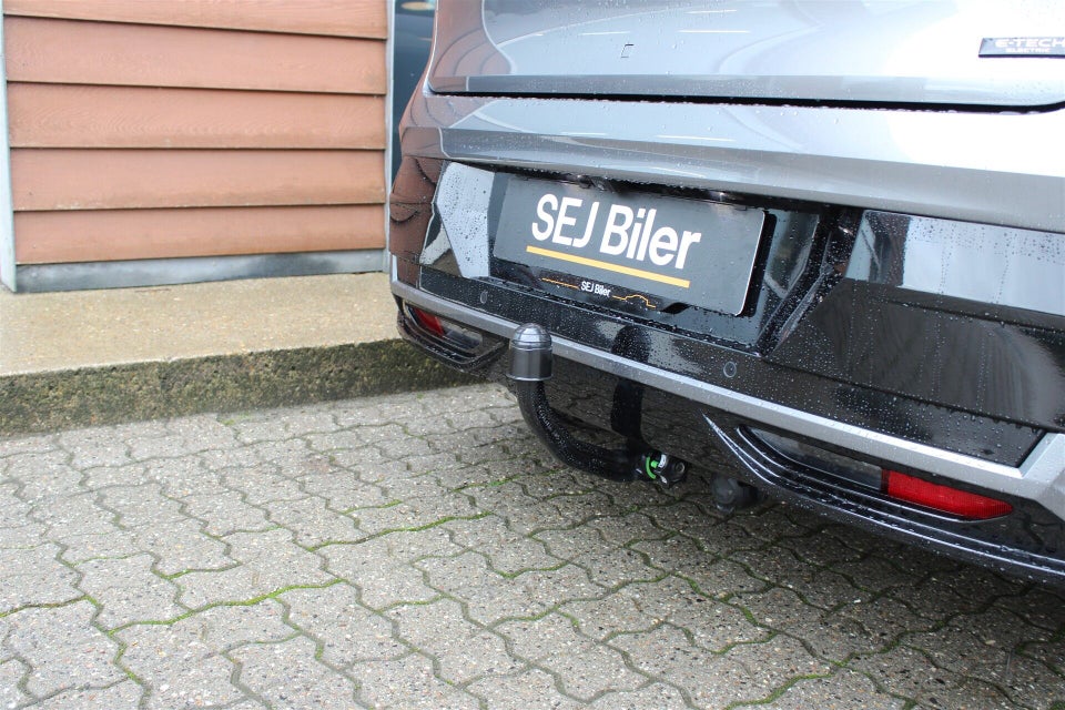 Renault Megane E-Tech 60 Equilibre 5d