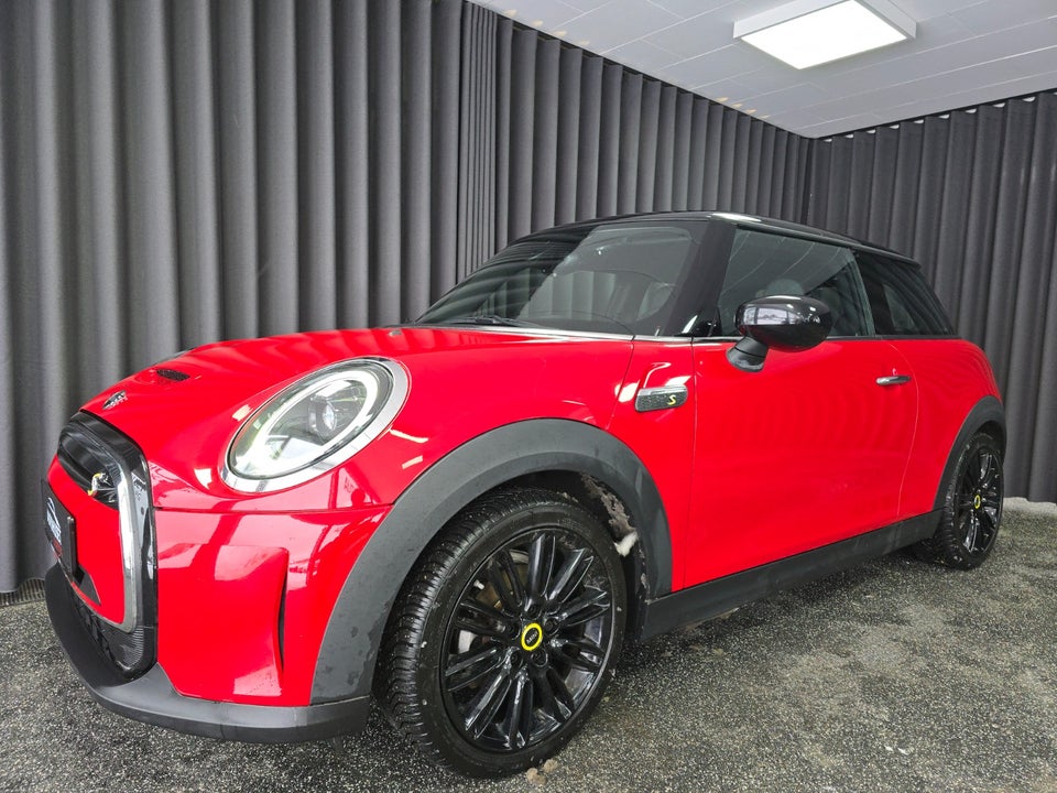 MINI Cooper SE Experience 3d