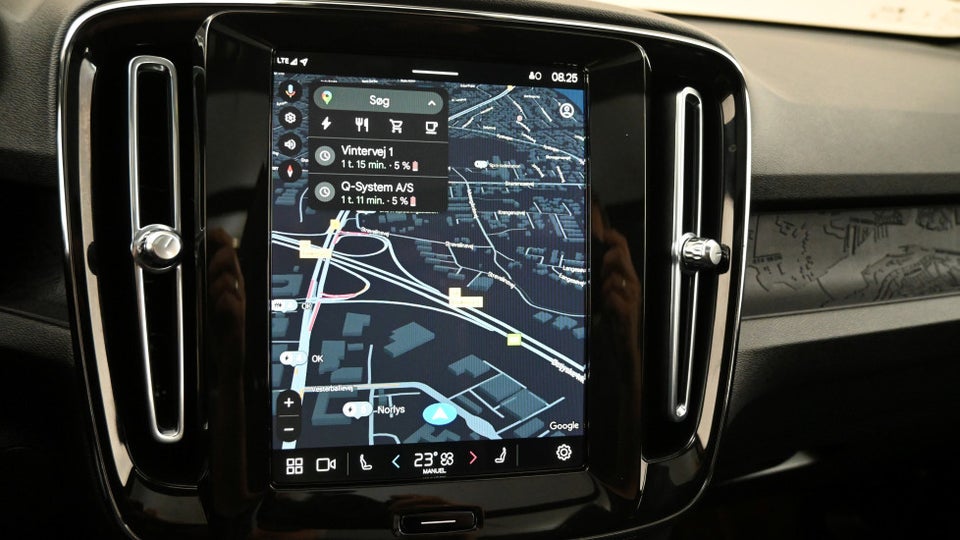 Volvo EX40 Twin Black Edition 5d