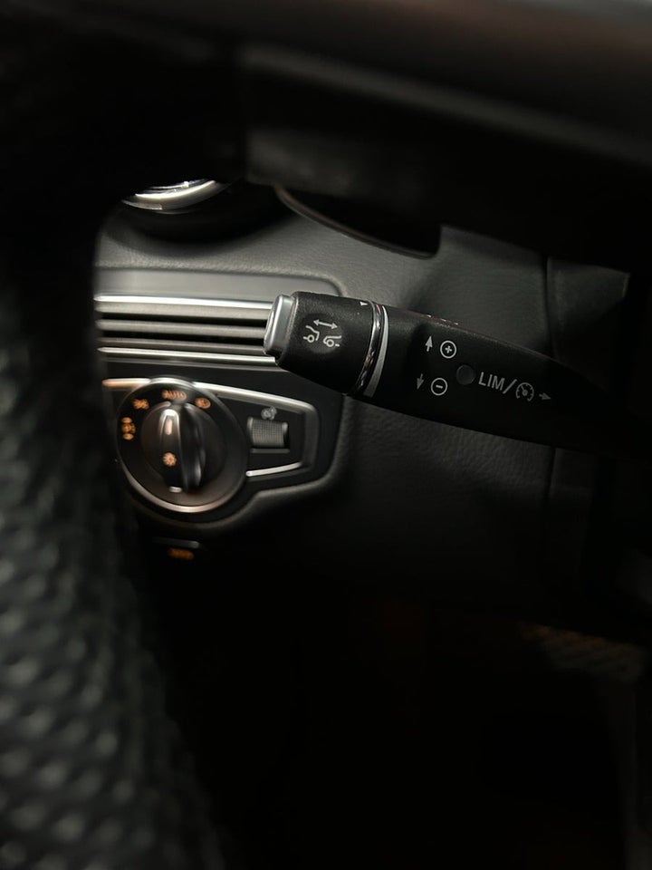 Mercedes C220 d 2,2 AMG Line stc. aut. 5d