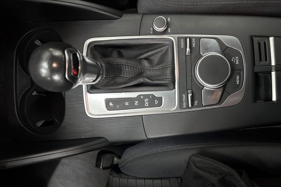 Audi A3 35 TFSi Sport Limited Sportback S-tr. 5d
