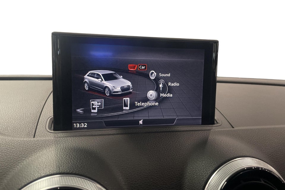 Audi A3 40 TFSi Sport Limited Sportback S-tr. 5d