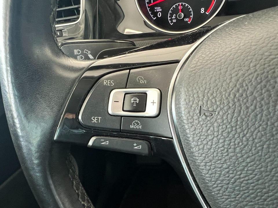 VW Golf VII 1,4 TSi 150 Highline Variant DSG 5d
