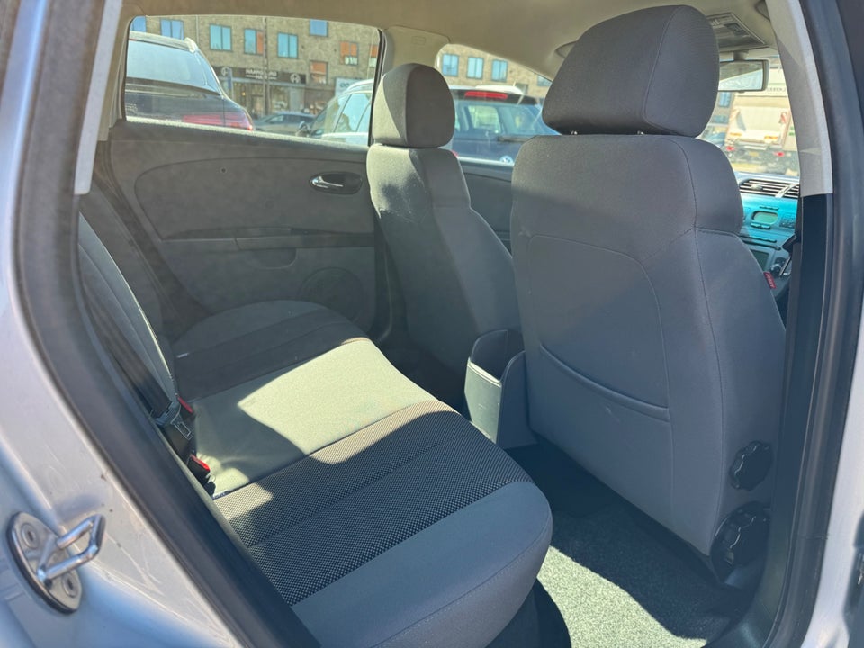 Seat Leon 1,8 TSi Stylance 5d