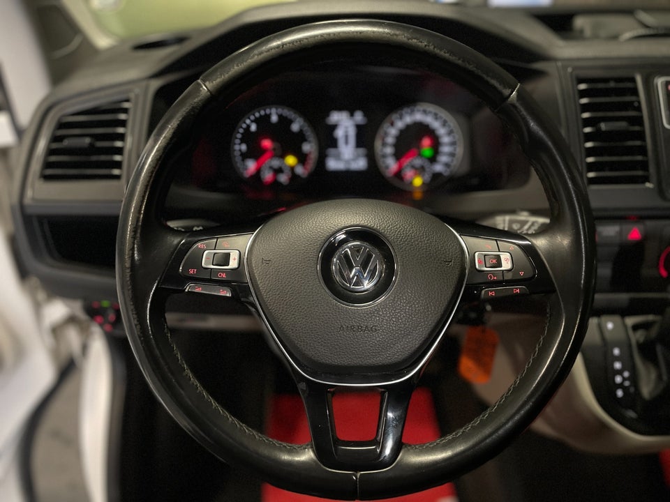 VW Transporter 2,0 TDi 150 Kassevogn DSG lang