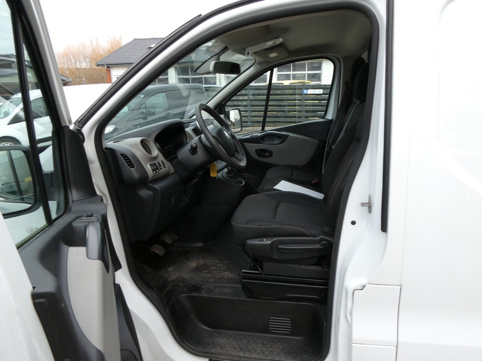 Renault Trafic T29 1,6 dCi 125 L2H1