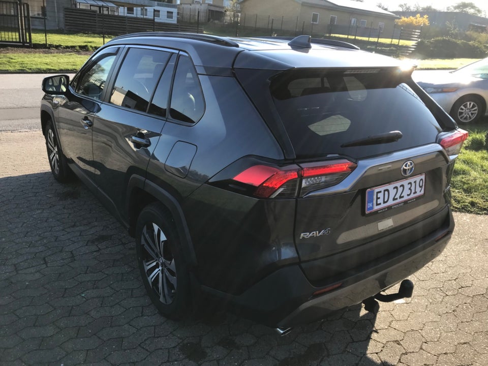 Toyota RAV4 2,5 Hybrid H3 Style MDS 5d