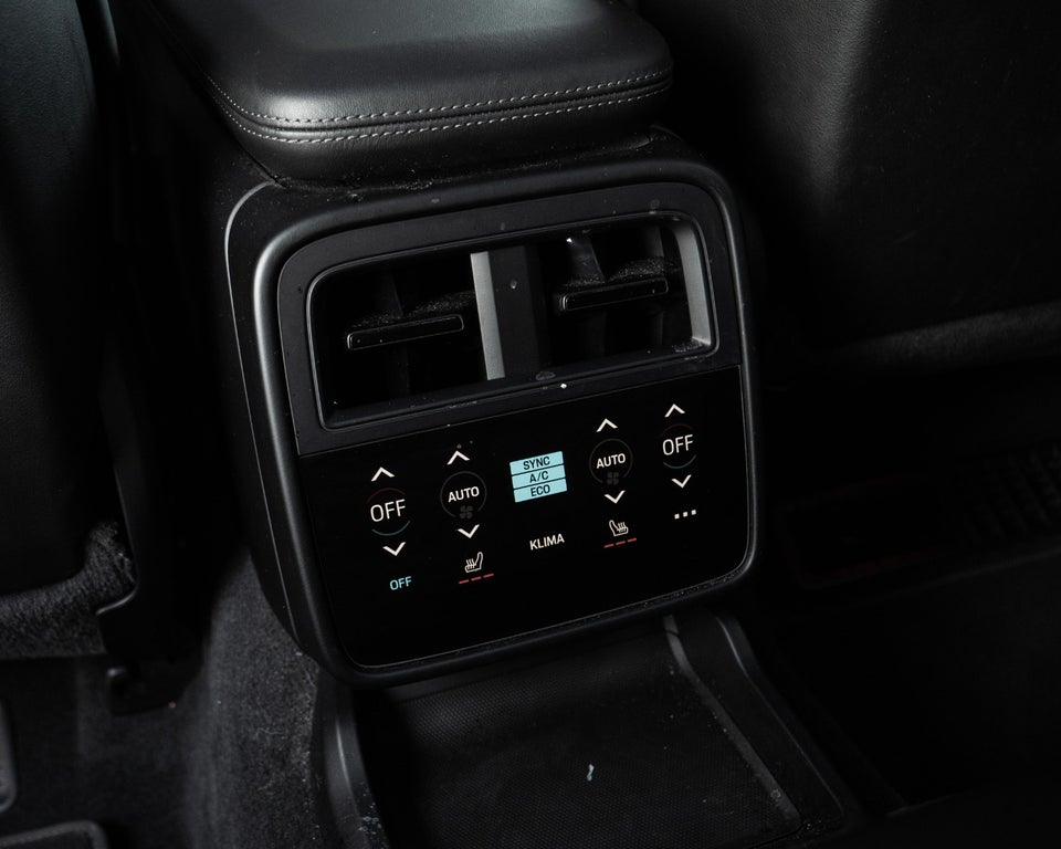Porsche Taycan Turbo Performance+ 4d