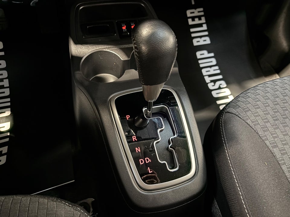 Mitsubishi Space Star 1,2 Invite+ CVT 5d