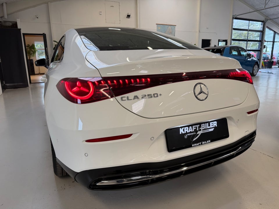 Mercedes CLA250+ electric Progressive 4d