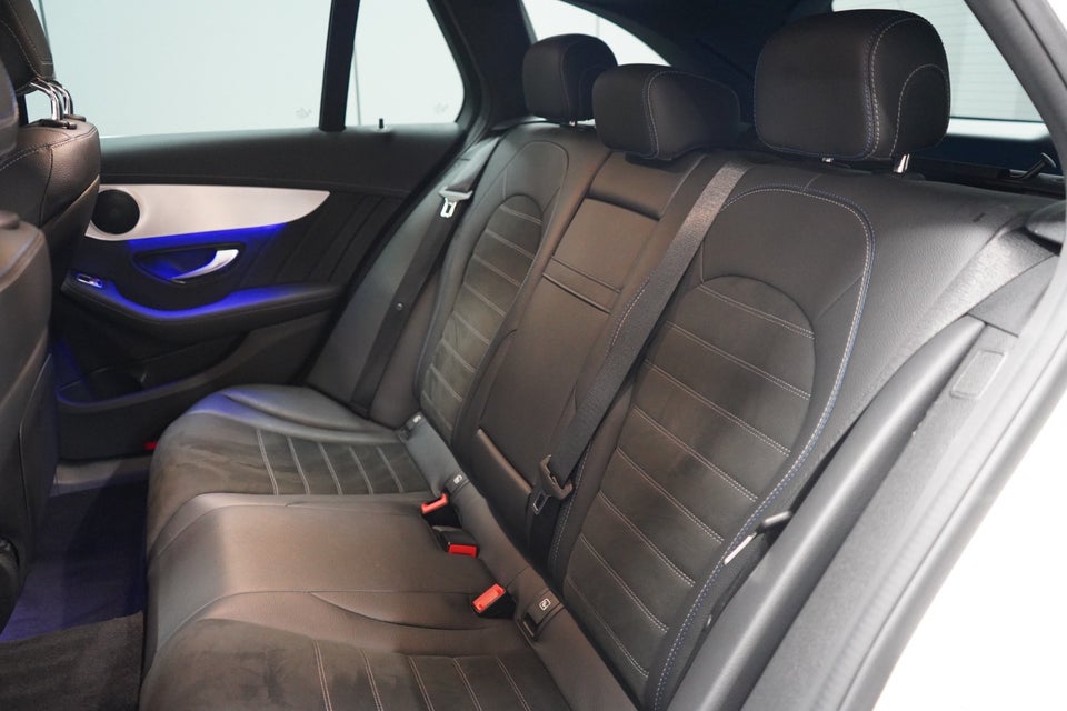 Mercedes C300 e 2,0 AMG Line stc. aut. 5d