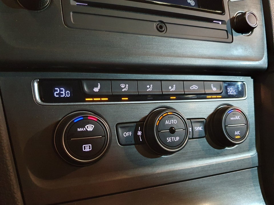 VW Golf VII 1,4 TSi 122 Comfortline BMT 5d