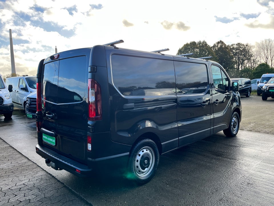 Renault Trafic T29 2,0 dCi 120 L2H1