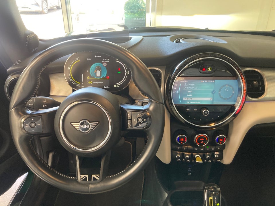 MINI Cooper SE Maximise 3d