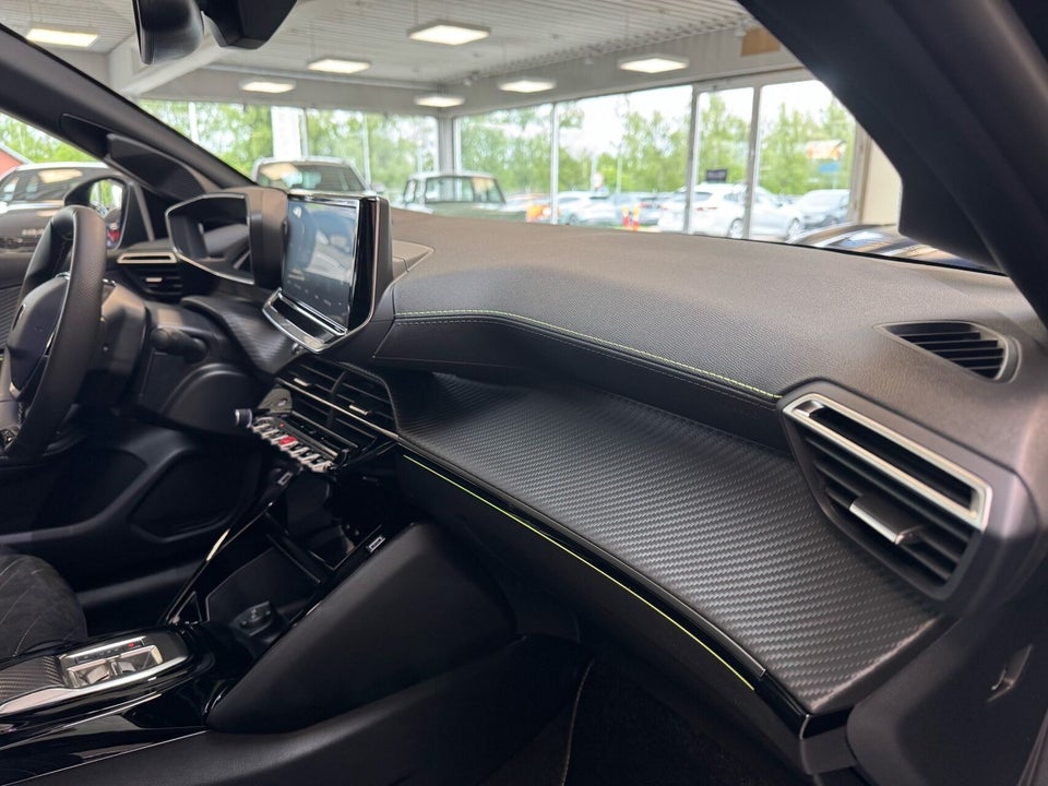 Peugeot e-208 54 GT Pack 5d