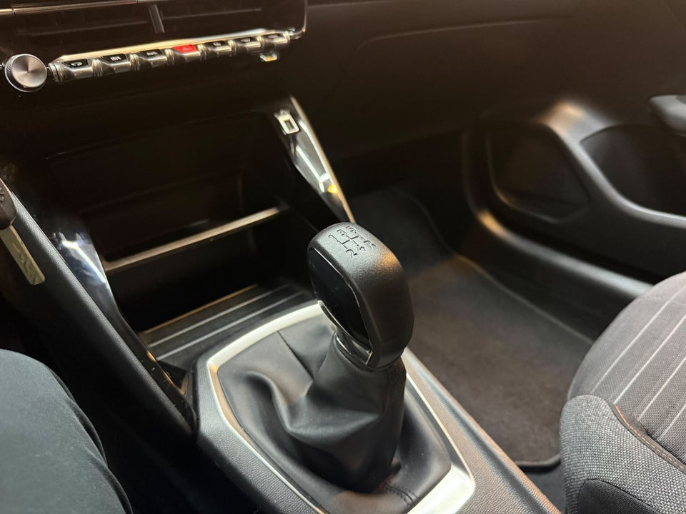 Peugeot 208 1,2 PureTech 75 Prime 5d