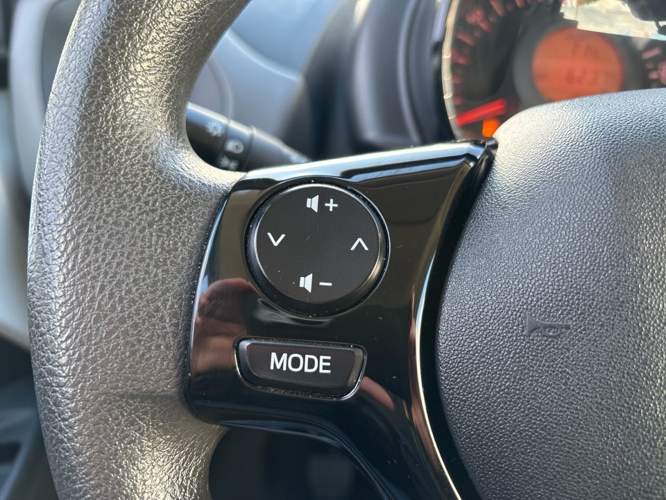 Peugeot 108 1,0 e-VTi 72 Strike 5d