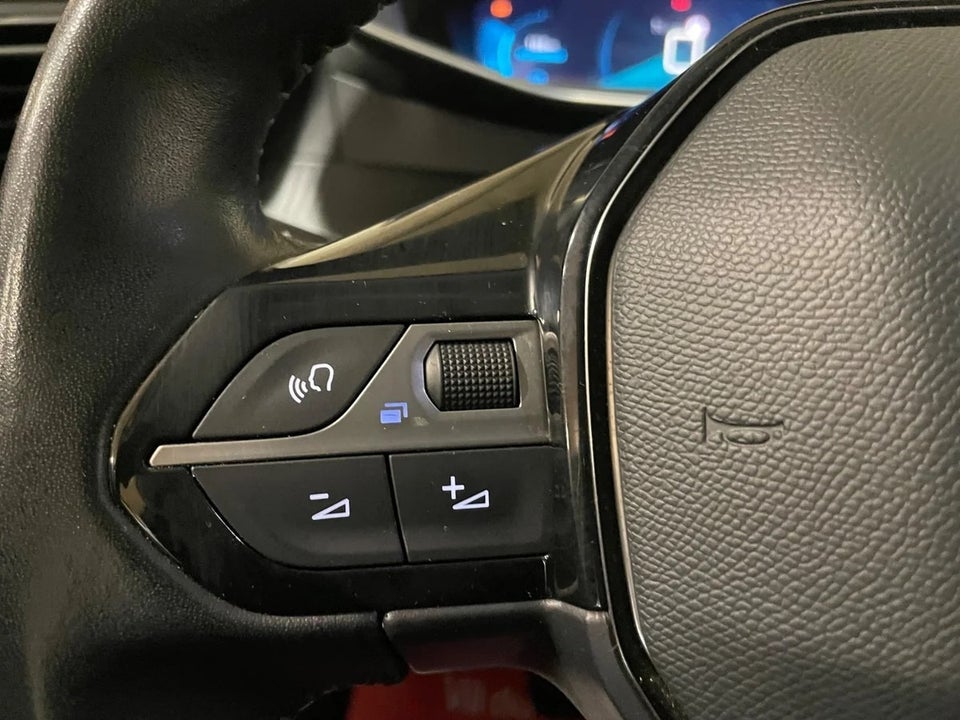 Peugeot e-2008 50 Allure Pack 5d