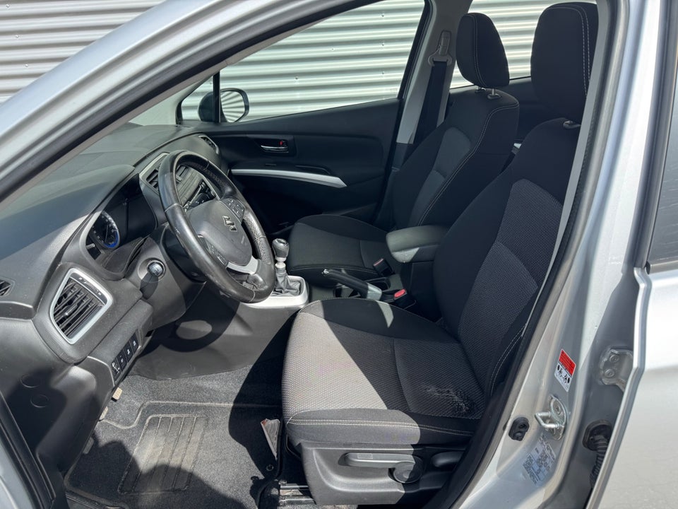 Suzuki S-Cross 1,6 DDiS GL+ Van 5d