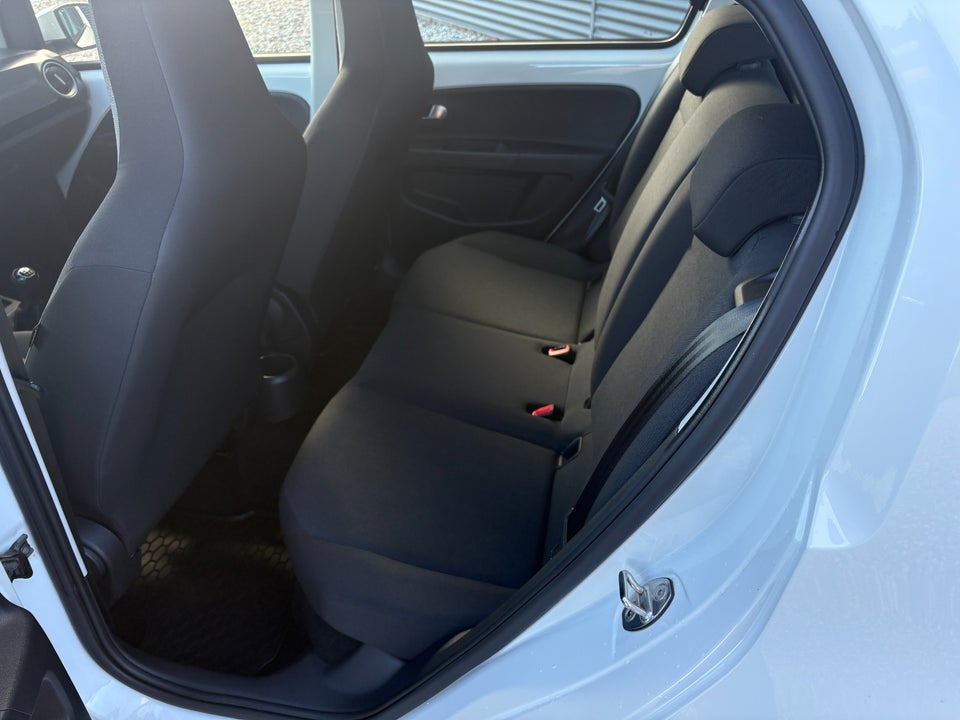 VW Up! 1,0 MPi 65 Move Up! BMT 5d